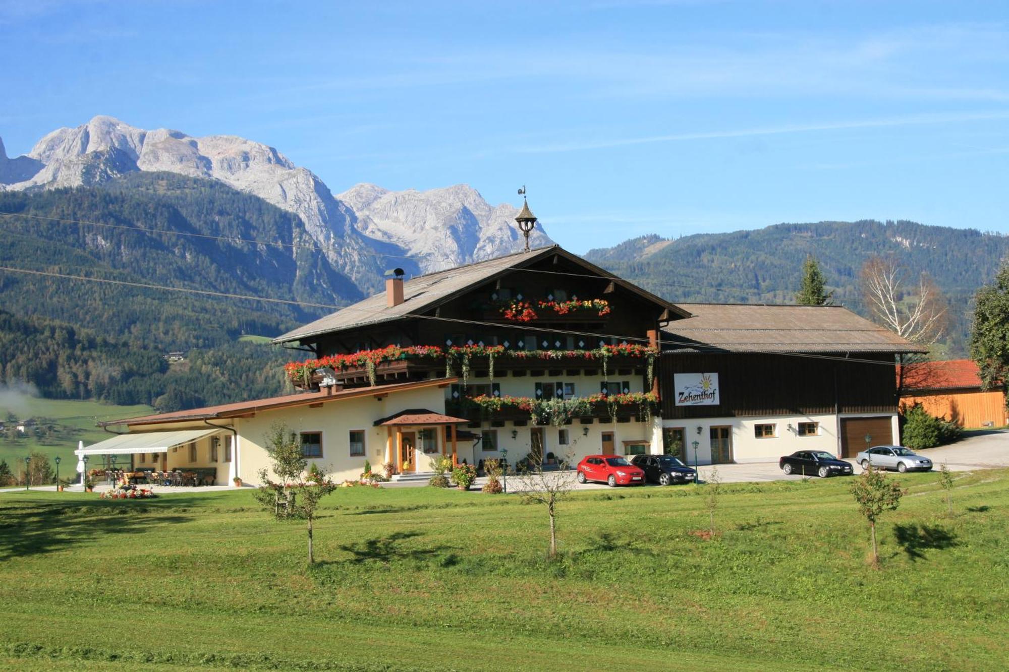 Landgasthof Hotel Zehenthof Pfarrwerfen Luaran gambar