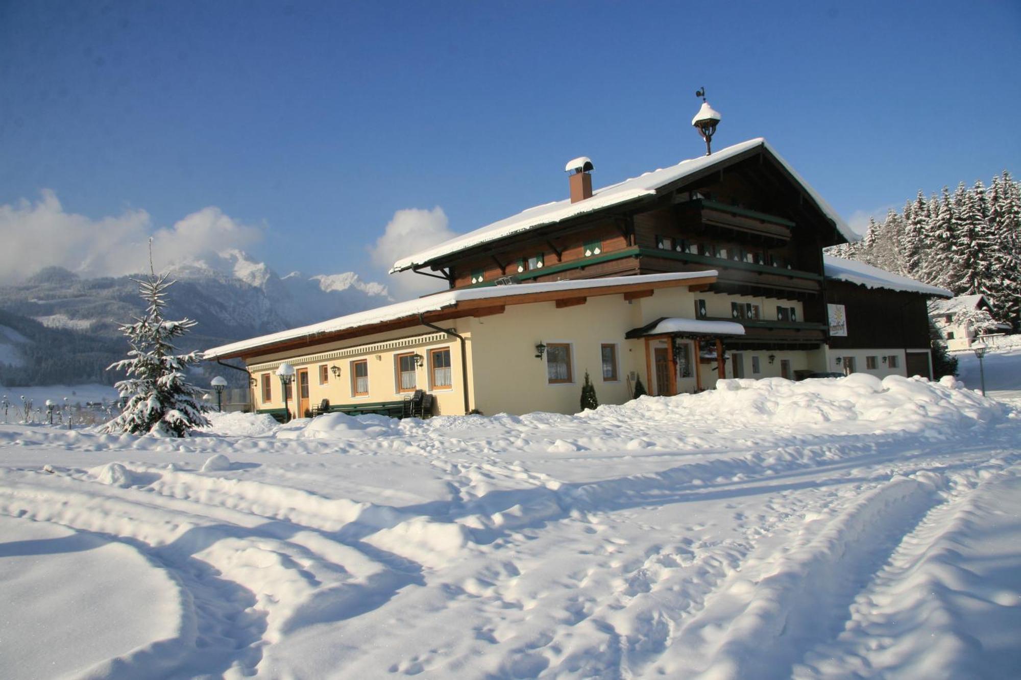 Landgasthof Hotel Zehenthof Pfarrwerfen Luaran gambar