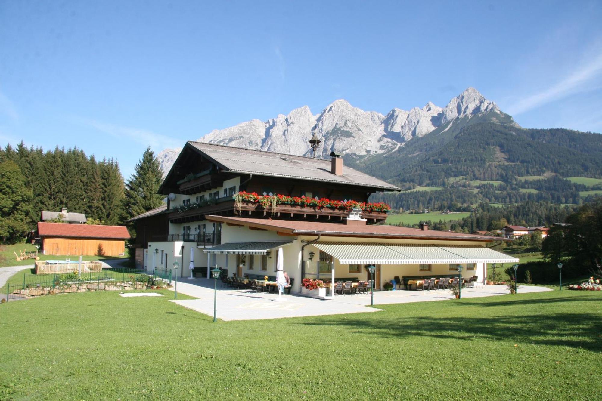 Landgasthof Hotel Zehenthof Pfarrwerfen Luaran gambar