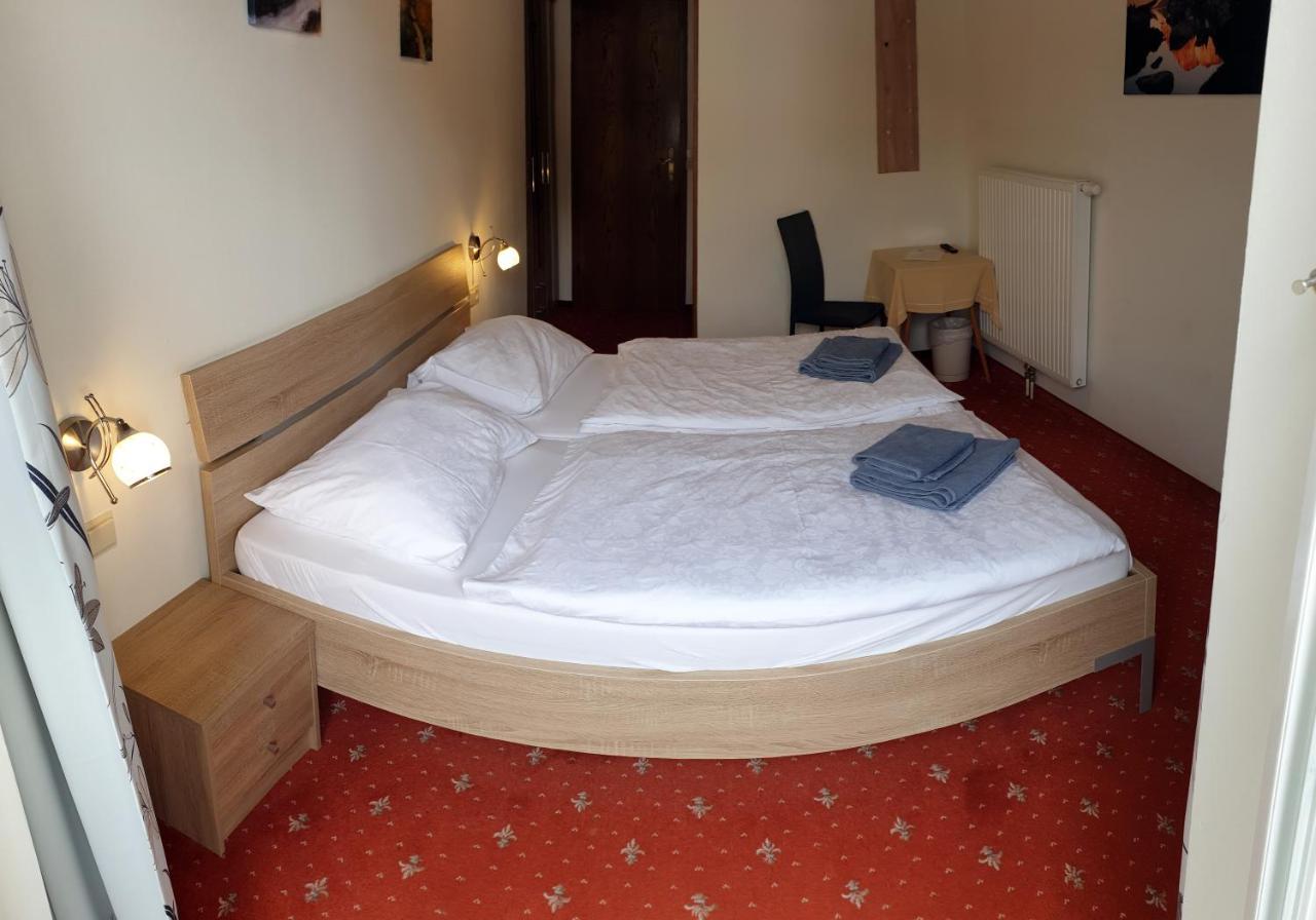 Landgasthof Hotel Zehenthof Pfarrwerfen Luaran gambar