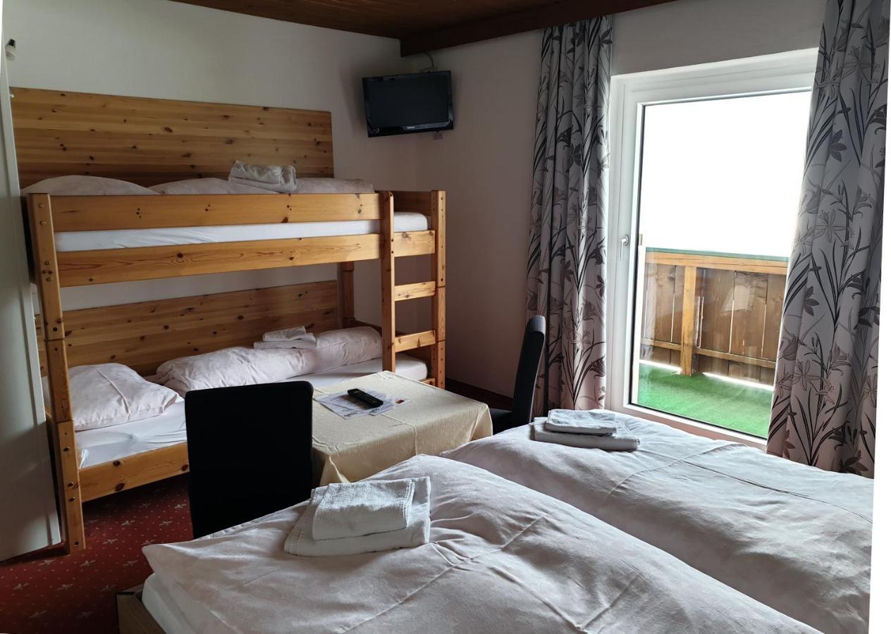 Landgasthof Hotel Zehenthof Pfarrwerfen Luaran gambar