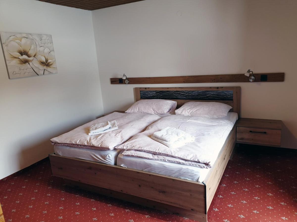 Landgasthof Hotel Zehenthof Pfarrwerfen Luaran gambar